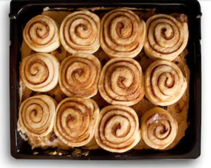 Rețetă de post. Rețetă de rulouri cu scorțișoară, foarte aromate, frumos rumenite și crocante