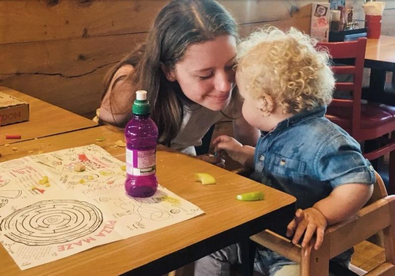 Un bebeluș și-a salvat mama de la moarte! „Sunt recunoscătoare în fiecare zi” – Foto