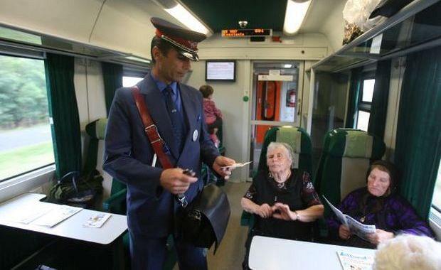 Ce salariu câștigă un controlor de tren! Venitul lunar al „nașilor”