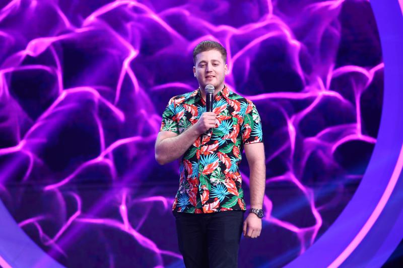 Antonio și-a transformat numele într-un stand up periculos de sincer: „Mă cheamă Tcaci. Și orice prenume ai pune lângă el...Pute!”