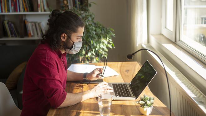 „Pot să-mi vizitez părinții de Paște sau să le duc produse?”. Cele mai frecvente întrebări ale românilor au primit răspuns