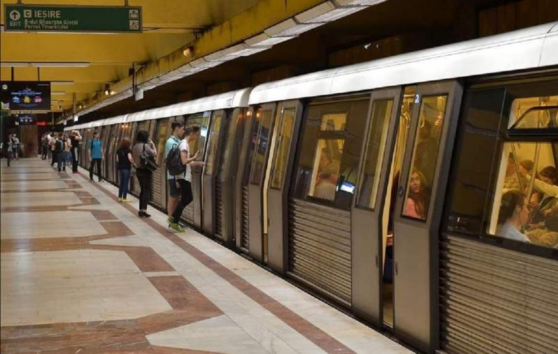 Un bărbat a murit după ce s-a aruncat în fața metroului, la stația Politehnica din București! Omul avea 40 de ani