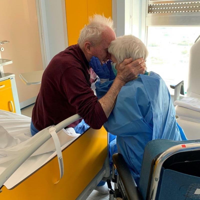 Giorgio și Rosa, 50 de ani de căsătorie, bolnavi de coronavirus: "Așteaptă-mă, amore, voi veni pentru o ultimă îmbrățișare!". Poți să nu plângi?