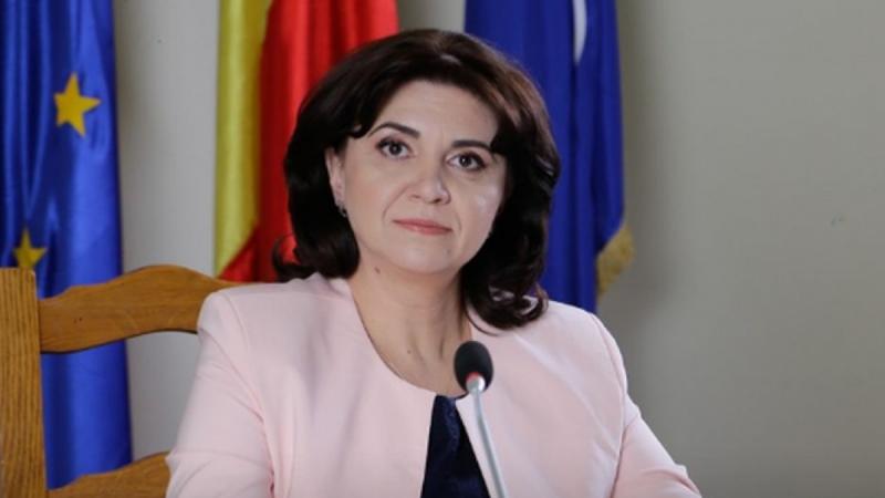 Bacalaureatul se susține în luna iulie. Elevii şi studenţii vor încheia anul şcolar indiferent de prelungirea stării de urgență