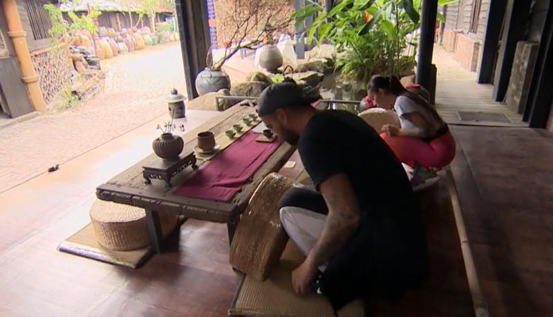 Speak și Ștefania au făcut prăpăd într-un muzeu, la Asia Express: „S-o bată norocul de pernă, o dau de pământ! Doamne, ce chinezi nebuni”