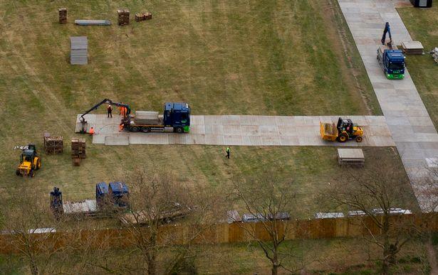 O morgă cât două stadioane, construită pentru morții de COVID-19! Imagini înfiorătoare! „Este pregătită pentru zeci de mii de cadavre!”