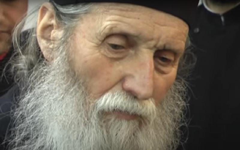 Azi e „Înalt Prea Sfințit”. Ieri turna la Securitate! Nume de cod: Petru. A pârât un profesor! Cum s-a apărat IPS Pimen. „Numai autoritățile pot!”