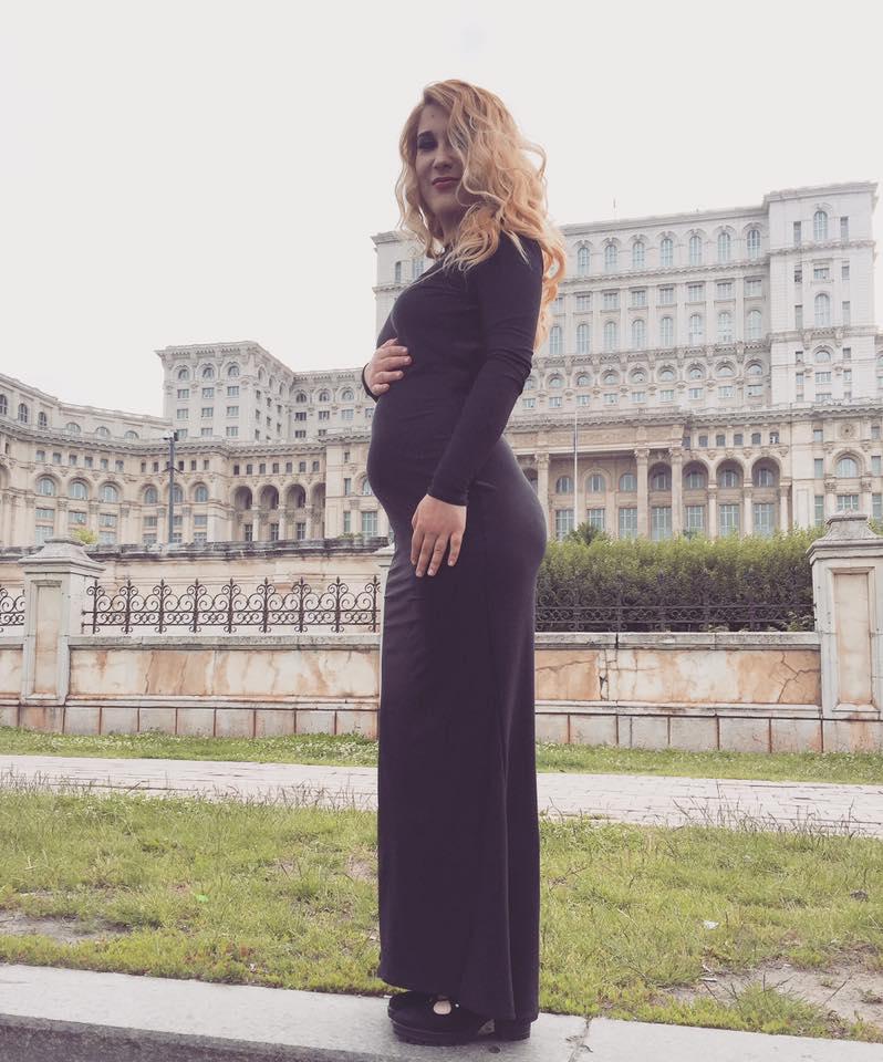 Îți mai aduci aminte cum arăta Adda când era însărcinată? |Galerie foto