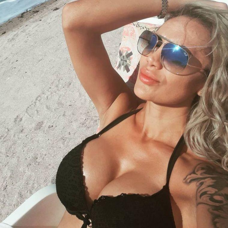 Îți mai amintești de Bianca, ispita de la "Insula Iubirii"? Cum arată acum blondina!