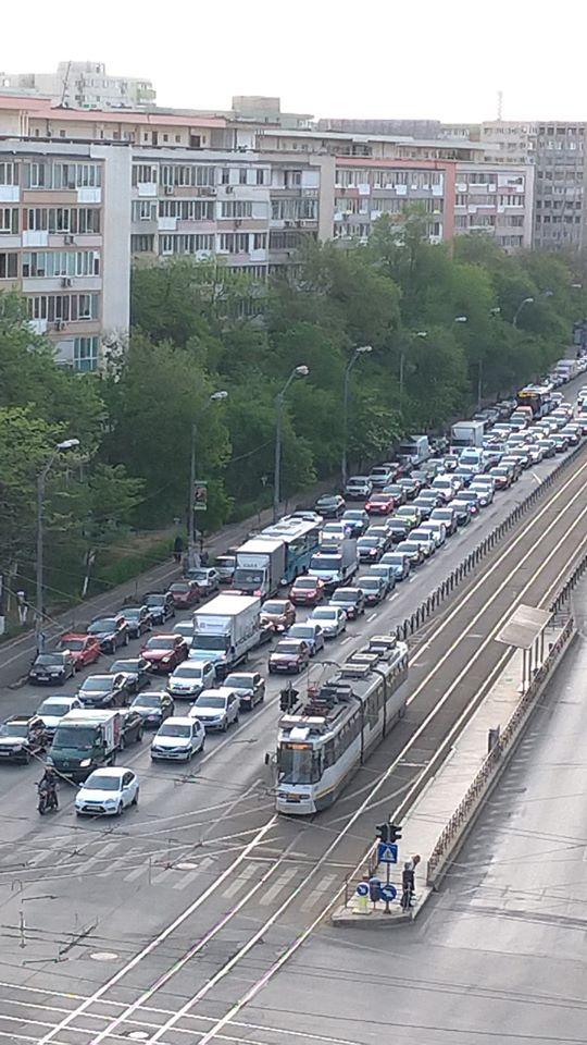 Da, vezi bine! Așa arată străzile din București, miercuri, 29 aprilie. Este încă stare de urgență în toată România! Ce ne așteaptă după 15 mai