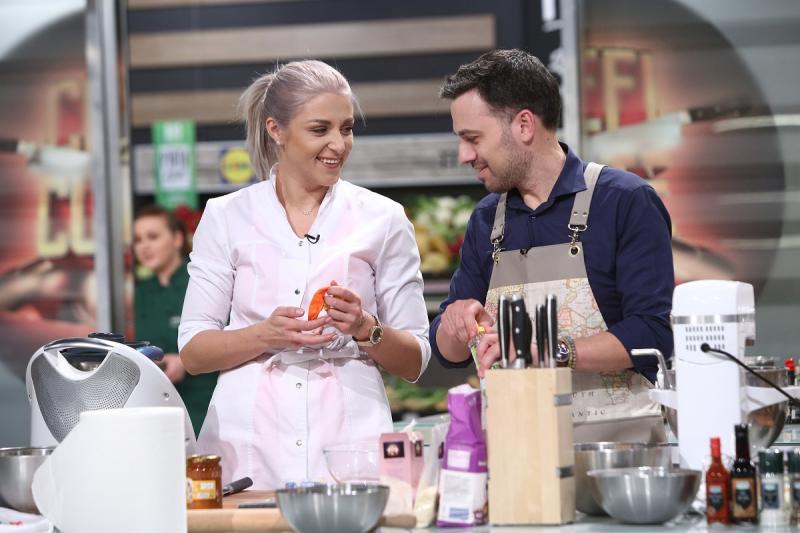 Prima ediţie specială „Chefi la cuțite - Titani la cuțite”, lider detaşat de audiență! Diseară, la Antena 1, se alege marele câștigător! FOTO