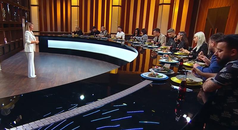 „Mie îmi plac lucrurile grele, îmi place opulența”. După ouăle fermentate, concurenții de la Asia Express au avut o surpriză la Titani la cuțite