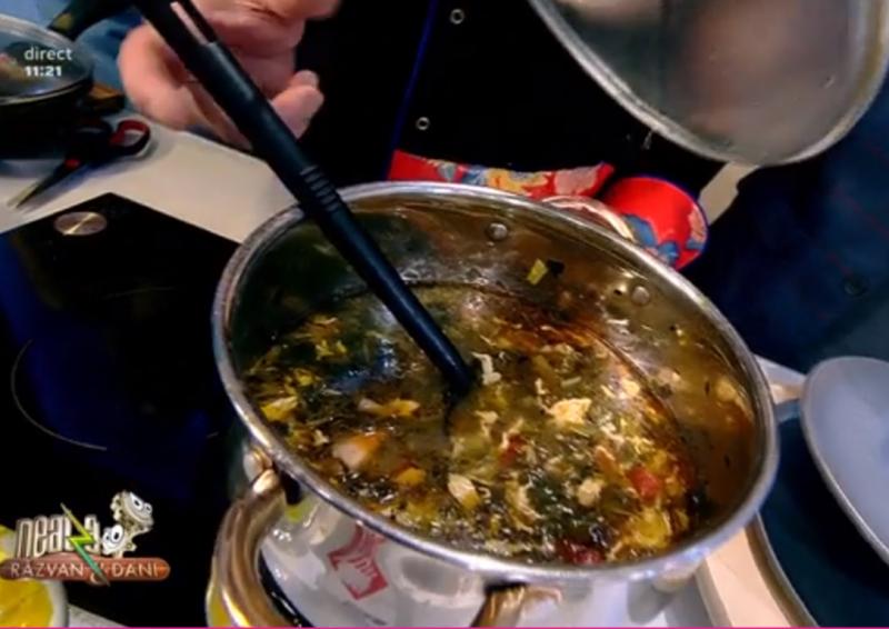 Rețetă de Ciorbă țărănească de spanac cu afumătură - rețeta lui Vlăduț de la neatza cu Răzvan și Dani