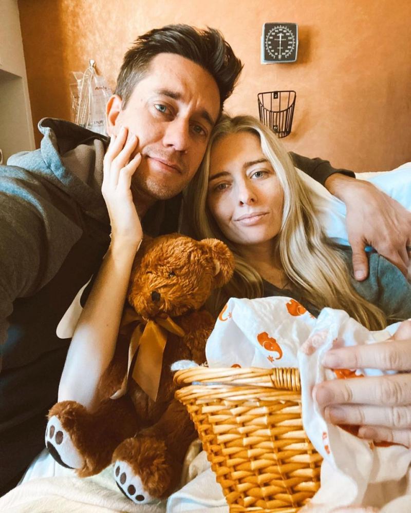 „Am născut singură, într-un salon de spital, în plină pandemie. Bebelușul meu a murit înainte să apuc să îl țin în brațe”