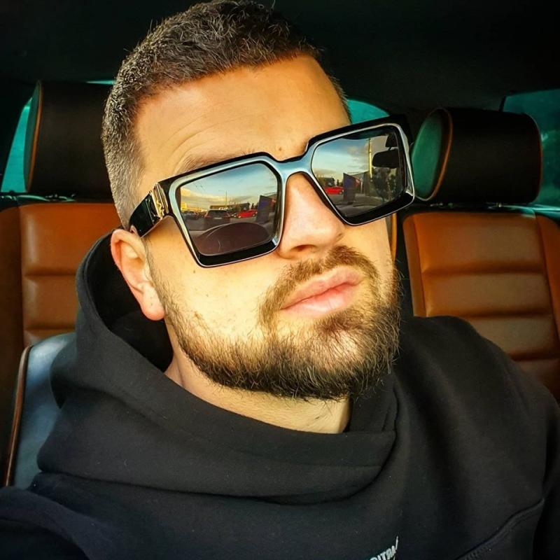 Nici Hannelore nu l-ar recunoaște! Îți amintești de Bogdan de la Insula iubirii? Cum arată acum, cu barbă și păr