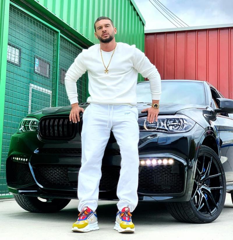 "Regele pătrățelelor" a rupt tăcerea! Dorian Popa nu poate deveni tată. Ce îl împiedică pe artist să facă un copil cu Claudia Iosif: "Trebuie să urmez nişte paşi"