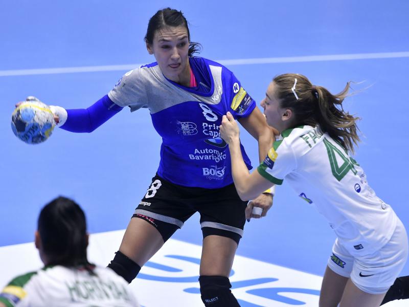 Cristina Neagu, desemnată de patru ori cea mai bună handbalistă a lumii, câștigă cât un polițist local! Salariul i-a scăzut umilitor de mult de la 17.500 de euro/lună la 1.000 de euro/lună