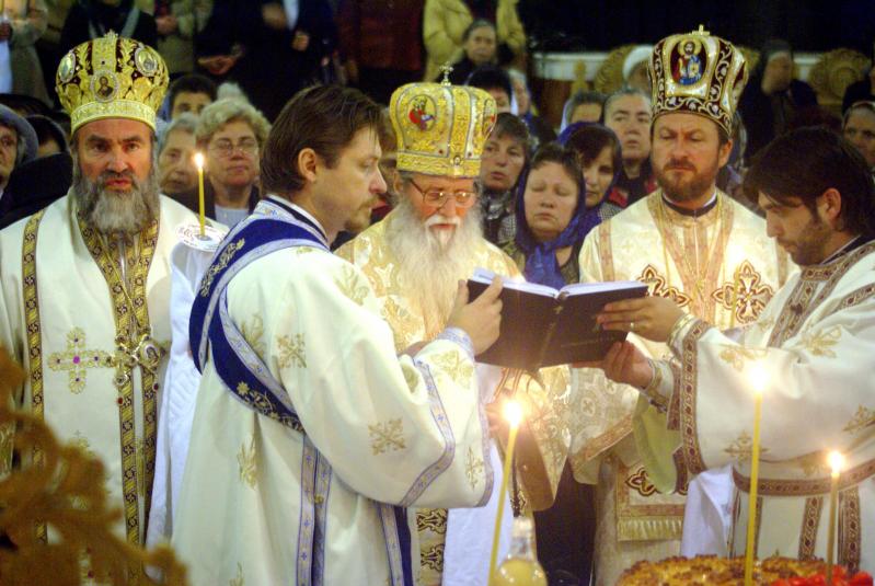 „Sicriul mi l-am pregătit. M-am așezat în el, am văzut că încap. Mai trebuie să fiu băgat în pământ” ÎPS Pimen și-a presimțit moartea