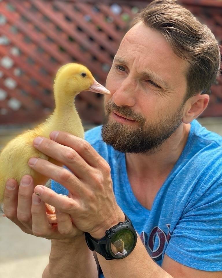 Noua pasiune a lui Dani Oțil! Cum își umple vedeta timpul liber. Imagini care te vor sensibiliza! |FOTO