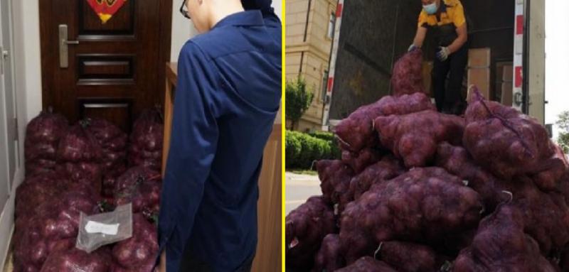 Un tânăr s-a trezit cu o tonă de ceapă la ușă! Ce bilet i-a lăsat iubita, lângă legume