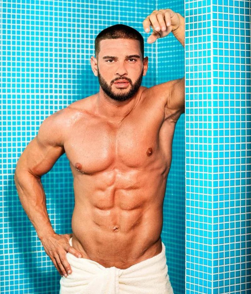 De nerecunoscut, cât de mult s-a schimbat! Cum arăta Dorian Popa când era adolescent. Îl recunoști? | FOTO