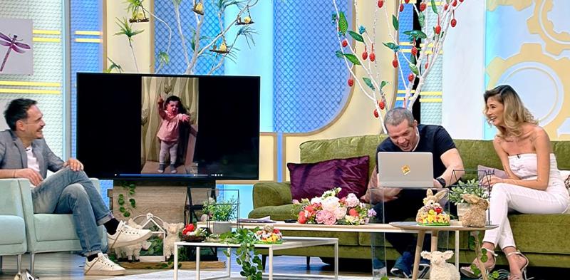 Video de senzație! Cum arăta Ramona de la Neatza, când era mică! „Tata bea cu prietenii, lua muzicuța și mă punea să dansez Lambada”