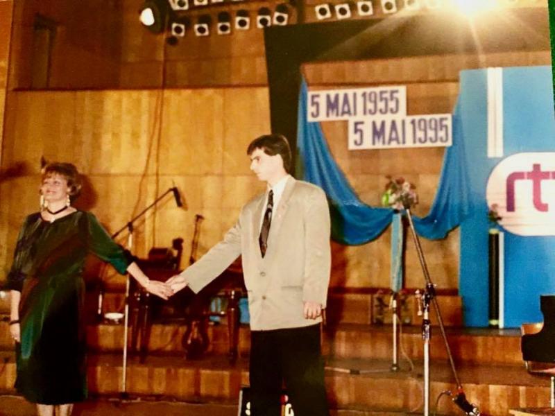 Dan Negru, amintiri din anii 90. Ce făcea vedeta tv în urmă cu 25 de ani. A dezvăluit tot pe rețelele de socializare