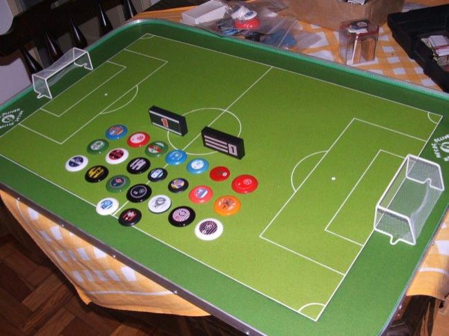 Juri pe verde că nu ți le mai amintești?! Jocurile copilăriei sunt aici! De la ”Lapte Gros” până la ”Cornete”, de la ”Baba Oarba” până la ”Adevăr sau Provocare”