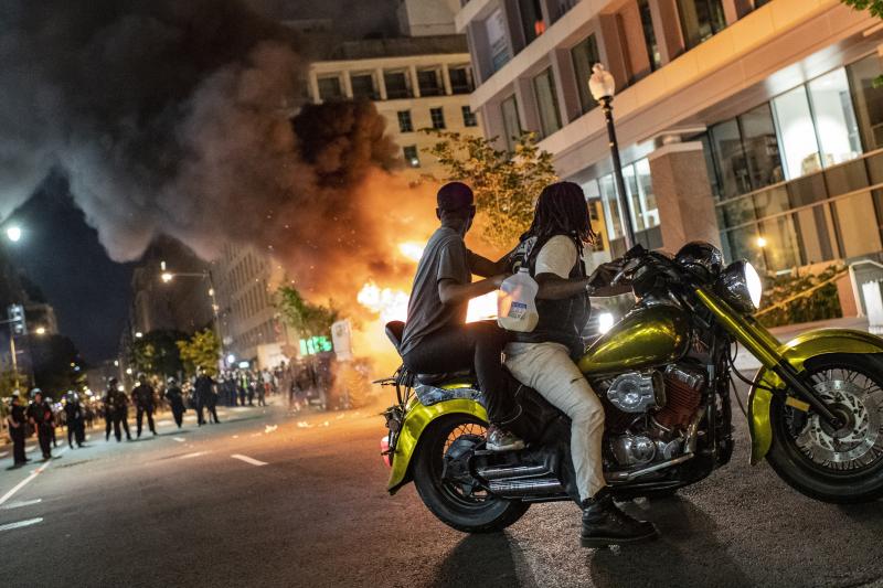 SUA, în prag de război civil! Președintele Donald Trump a fost ascuns într-un buncăr secret. Informația, confirmată de oficiali de la Casa Albă