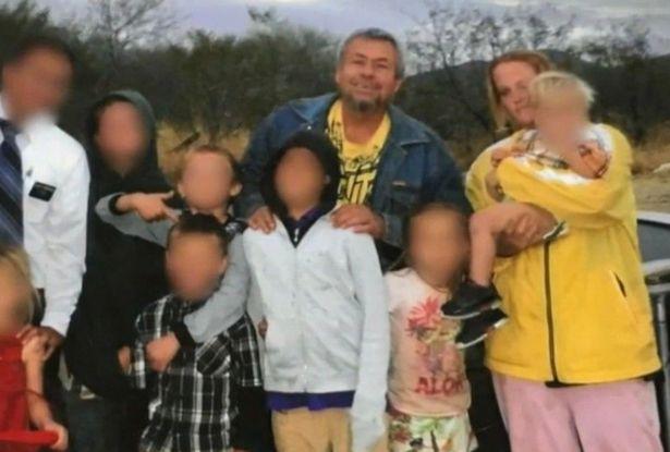 Răpită din fața școlii, de tatăl ei vitreg. Obligată să devină mireasă, la 12 ani, și mamă, la 13, Rosa trăit un coșmar, timp de două decenii: „Eram proprietatea lui”