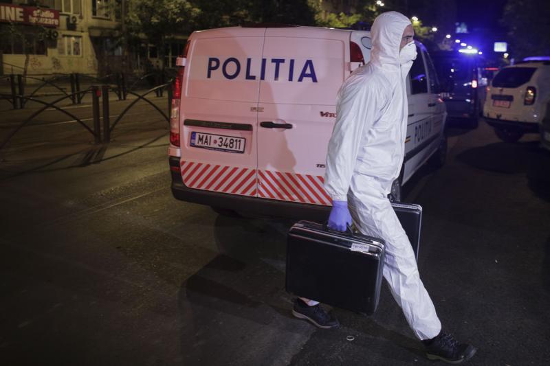 Primele imagini de la locuința lui Costin Mărculescu! Câinele lui a fost scos din apartament. Noi detalii cutremurătoare ies la iveală! FOTO