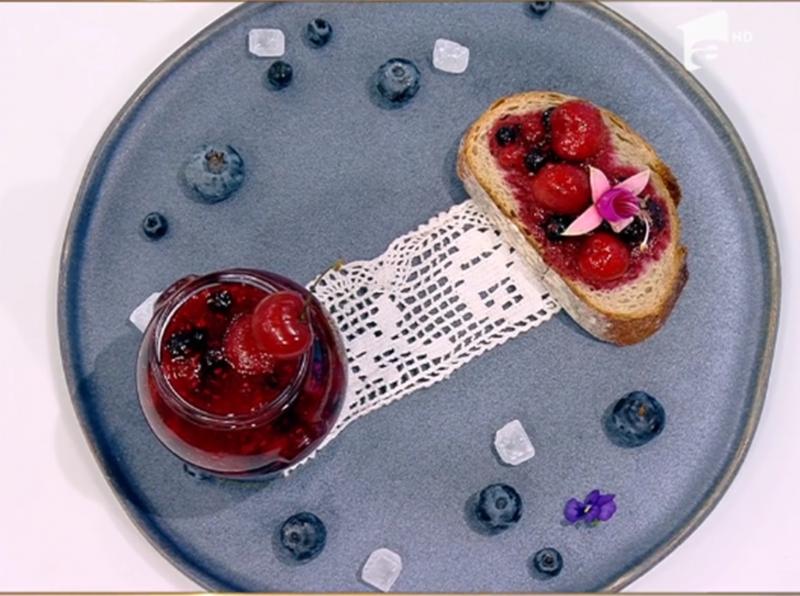 Rețetă delicioasă de dulceață din fructe de pădure și cireșe - Rețeta lui Vlăduț