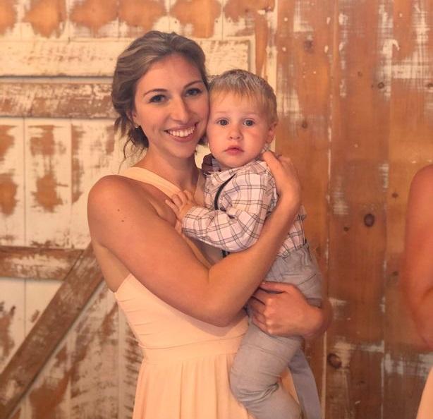 „Mami e mătușa, iar mătușa e mami!”. O femeie va avea un copil pe care îl va naște sora ei