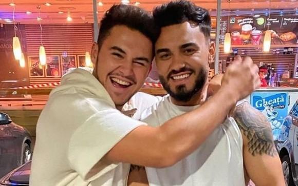 Ce studii are Jador, artistul cu milioane de vizualizări pe YouTube. Uimitor! Cine ar fi crezut?