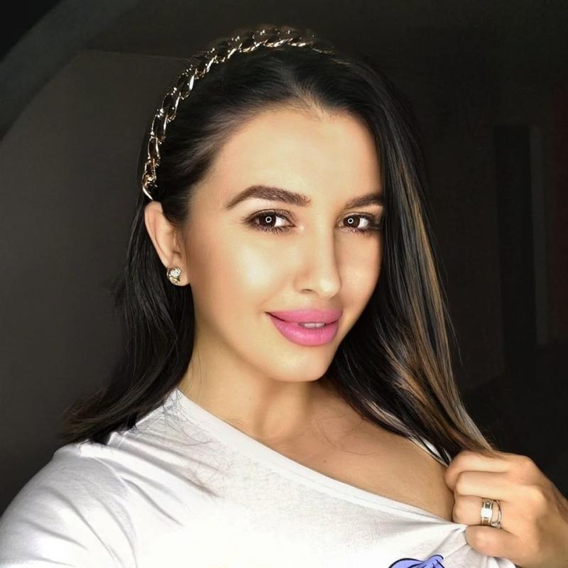 Mirela, ce-ai păţit la faţă? Fosta concurentă de la ''Insula Iubirii'' a ajuns de nerecunoscut: "Parcă nici nu ești tu" | FOTO