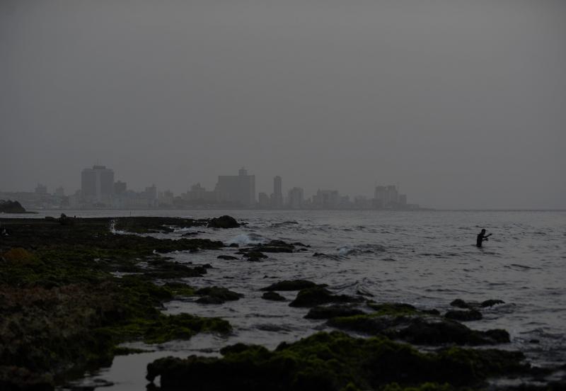 „Moartea vine din cer!”. Un nor de praf saharian toxic a întunecat orizontul! Peste 11.000.000 de oameni, îngroziți! Imagini cutremurătoare! FOTO