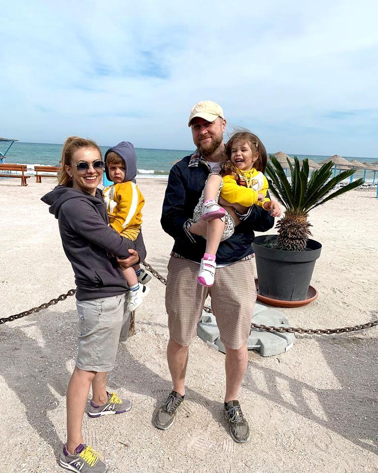 Simona Gherghe ''fuge'' de copii pentru a-şi satisface poftele. Ce interdicții și-a impus pentru siguranța micuților: "Niciodată de față cu ei"