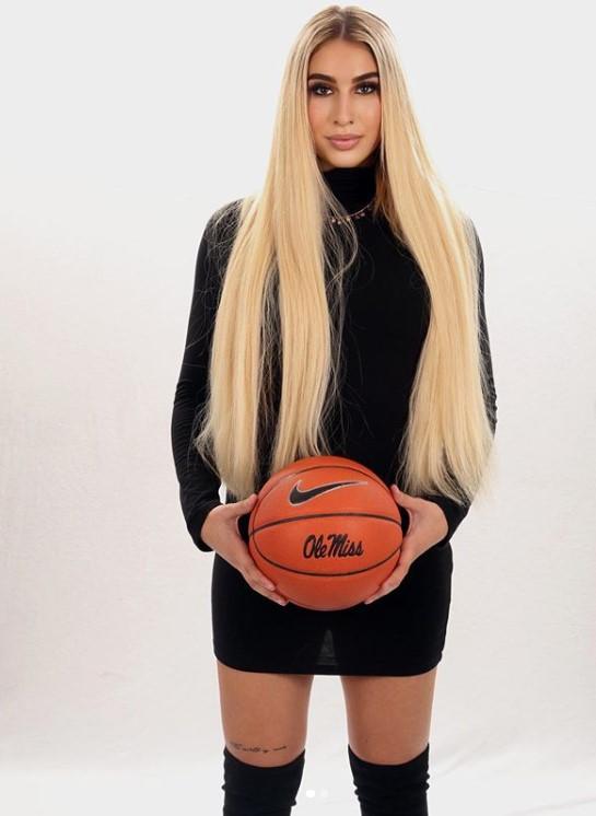 WOW! Așa mamă, așa fiice! Cum arată fetele Anamariei Prodan și cât de bine seamănă cu sexy-impresara | FOTO