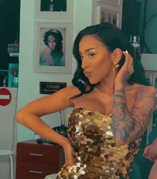 De la șef de șantier, la prințesa pe tron. Ruby, superbă în ultimul pictorial | Foto