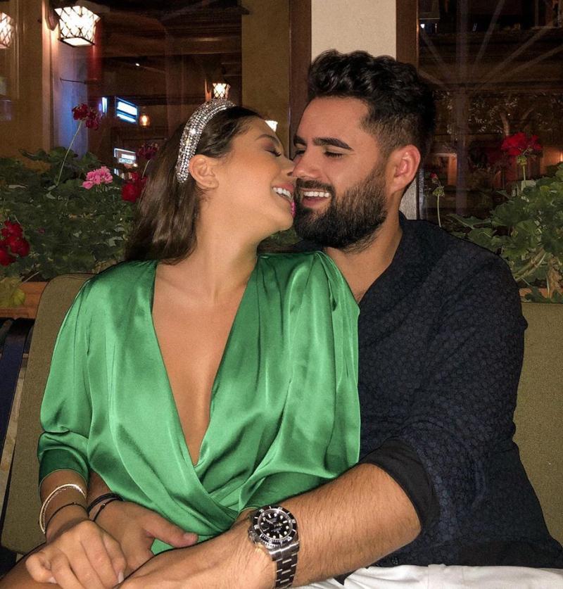 Care este numele real al lui Nicole Cherry! Ce scrie în buletinul artistei