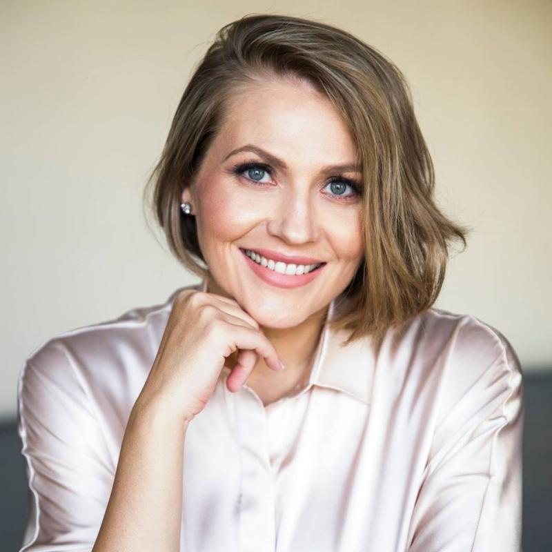 Mirela Vaida, show incendiar pe internet! Artista și-a uimit fanii cu un spectacolul live, de senzație! |Video