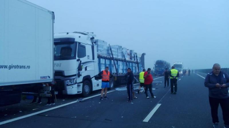 Accident pe Autostrada Arad-Nădlac! Trei TIR-uri, implicate! Unul a luat foc! FOTO