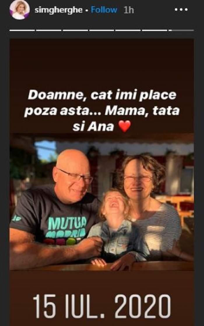 O poză cât o mie de cuvinte! Ei sunt părinţii Simonei Gherghe, Silvia si Ioan! Uite ce familie frumoasă formează!