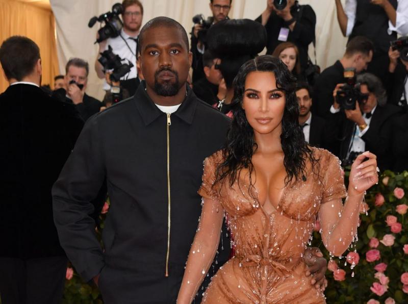 Kanye West încearcă să scape de Kim Kardashian de doi ani! Răspunsul brunetei când a aflat de divorț