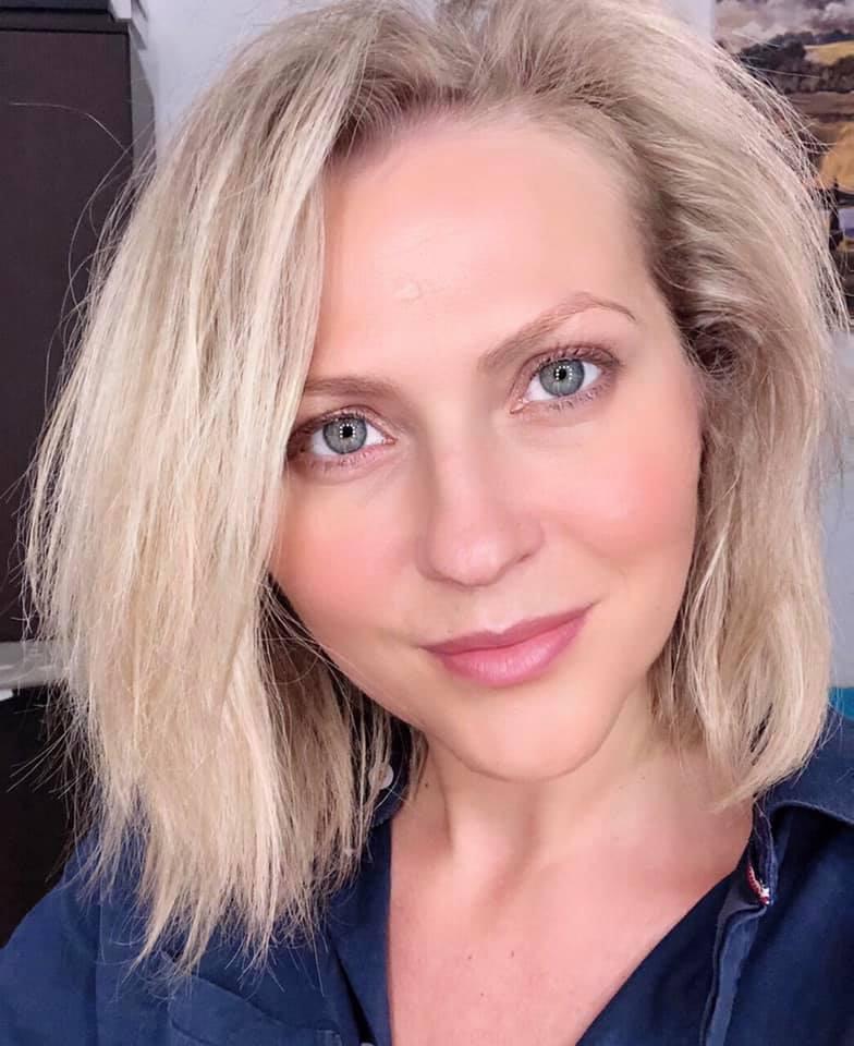 Chipul la control: Vei rămâne surprins să vezi cum arată Mirela Vaida fără pic de machiaj! Regina audiențelor, mai naturală ca oricând! | Foto