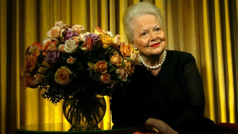 A murit Olivia de Havilland, ultima mare doamnă a cinematografiei clasice! Distribuția filmului „Pe aripile vântului” e acum completă, în Ceruri