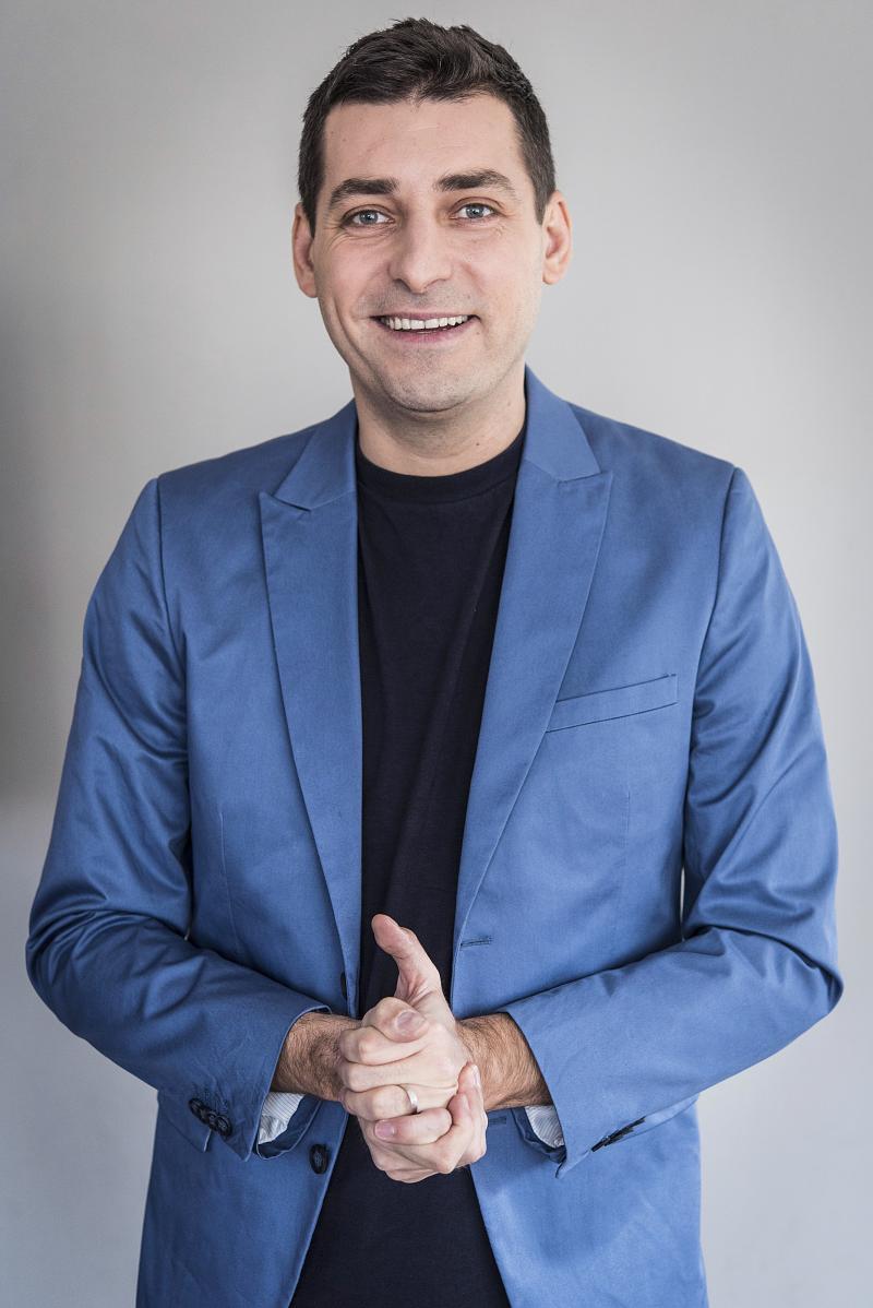 Mihai Jurca, dezvăluiri pentru „Vara cu 100 de prieteni”! Cum arată concediul îndrăgitului prezentator? | Video