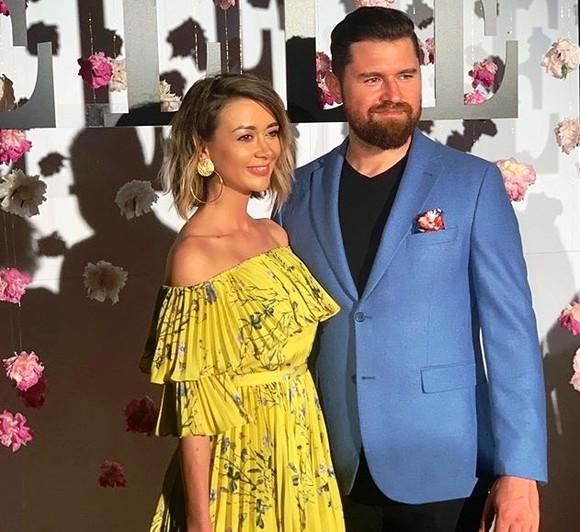 Nuntă mare în showbiz! Denisa Tănase, de la Bambi, se căsătorește! Când va avea loc evenimentul: "O să fie mai restrâns cu persoane foarte apropiate"