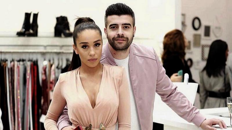 Ștefania lui Speak, criticată dur după ce s-a făcut blondă: "Parcă ești Raluca Bădulescu"