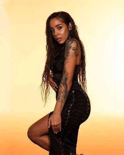 Ștefania lui Speak, criticată dur după ce s-a făcut blondă: "Parcă ești Raluca Bădulescu"